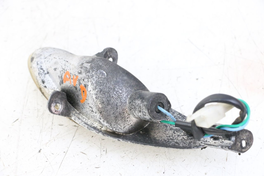 photo de KIERUNKOWSKAZ PRZEDNI PRAWY UNIVERSAL BIKE ZN50QT-11B 50 (2018 - 2021) - Zbliżenie techniczne