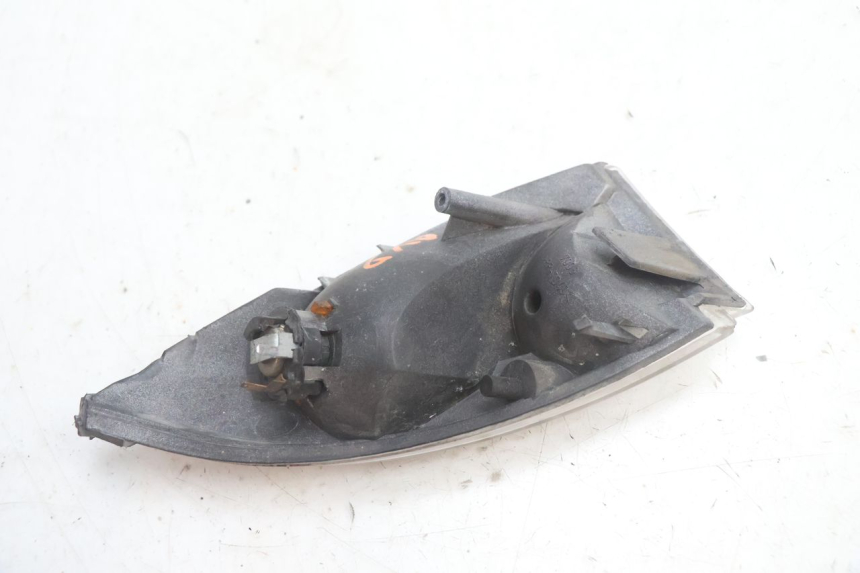 photo de PRAWA PRZEDNIA KIERUNKOWSKAZ PEUGEOT VIVACITY 100 (1999 - 2008) - Zbliżenie techniczne
