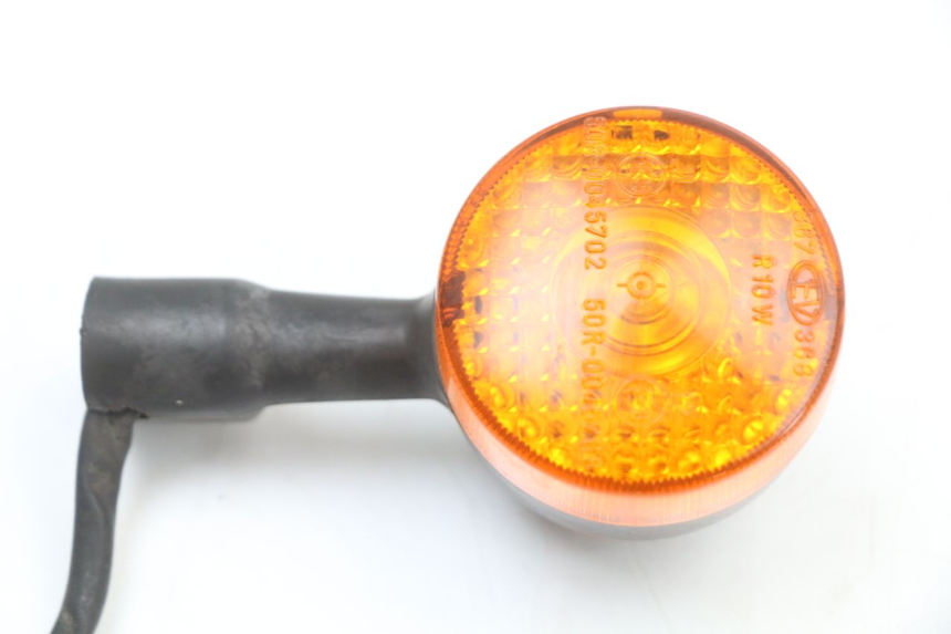 photo de KIERUNKOWSKAZ PRZEDNI PRAWY HONDA WALLAROO DX 50 (1993 - 1996) - Szczegół części