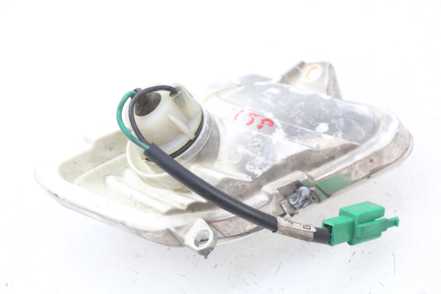 photo de KIERUNKOWSKAZ PRZEDNI PRAWY YAMAHA XMAX X-MAX 125 (2006 - 2009) - Zbliżenie techniczne