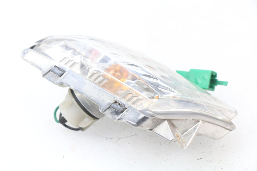 photo de KIERUNKOWSKAZ PRZEDNI PRAWY YAMAHA XMAX X-MAX 125 (2006 - 2009) - Widok ogólny