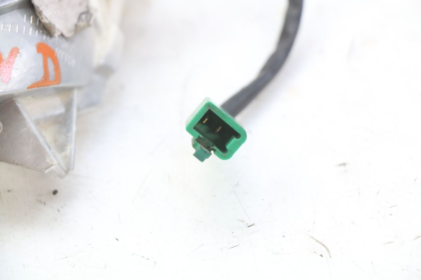 photo de KIERUNKOWSKAZ PRZEDNI PRAWY YAMAHA XMAX X-MAX 125 (2006 - 2009) - Szczegół części