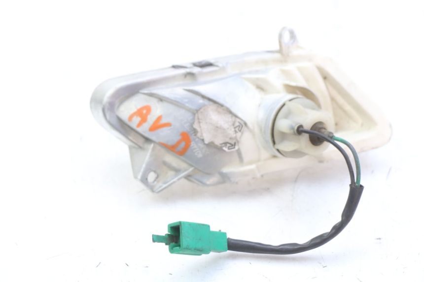 photo de KIERUNKOWSKAZ PRZEDNI PRAWY YAMAHA XMAX X-MAX 125 (2006 - 2009) - Zoom stanu zużycia