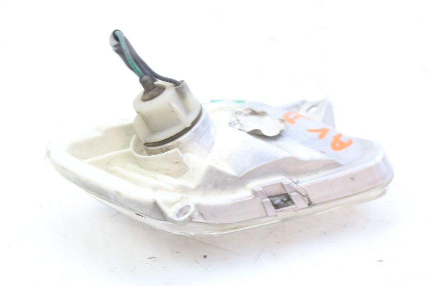 photo de KIERUNKOWSKAZ PRZEDNI PRAWY YAMAHA XMAX X-MAX 125 (2006 - 2009) - Inny kąt widzenia