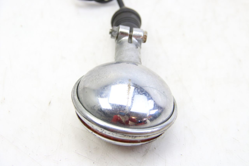 photo de Kierunkowskaz przedni prawy YAMAHA XV VIRAGO 750 (1984 - 1998) - Punkty mocowania