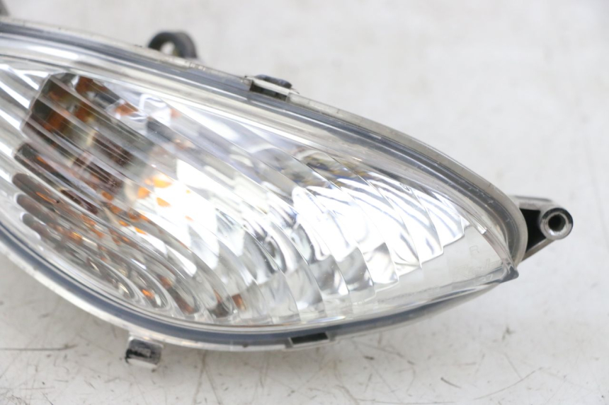 photo de KIERUNKOWSKAZ PRZEDNI PRAWY YAMAHA NEO'S NEOS 2T EASY 50 (2013 - 2016) - Zoom stanu zużycia