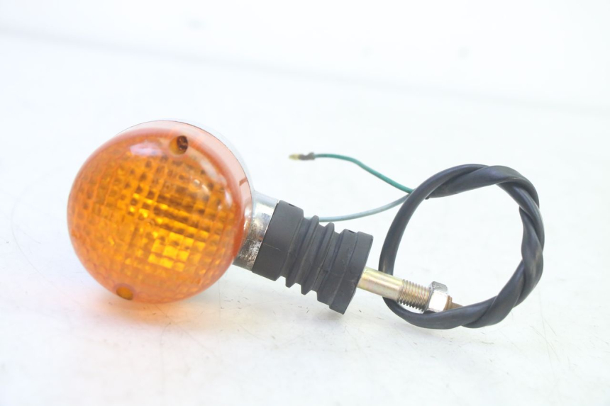 photo de KIERUNKOWSKAZ PRZEDNI PRAWY KYMCO ZING 125 (1997 - 2003) - Szczegół części