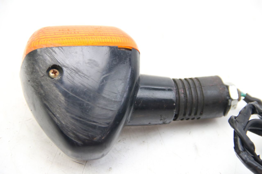 photo de KIERUNKOWSKAZ PRZEDNI PRAWY KAWASAKI ZX-6R ZX6R 600 (1995 - 1997) - Zoom stanu zużycia