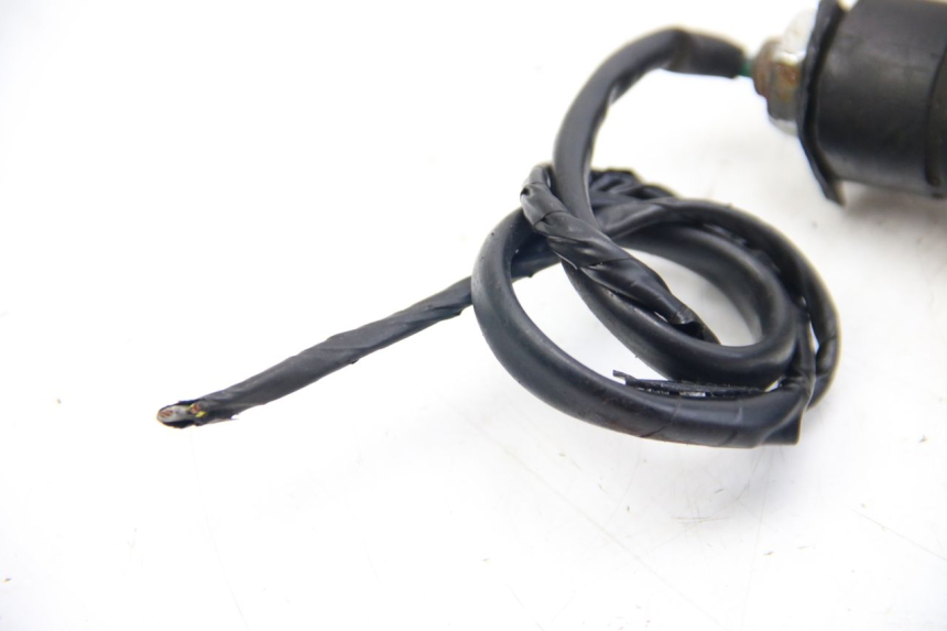 photo de KIERUNKOWSKAZ PRZEDNI PRAWY KAWASAKI ZX-6R ZX6R 600 (1995 - 1997) - Zbliżenie techniczne