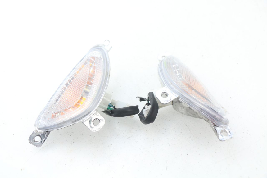 photo de KIERUNKOWSKAZ PRZEDNI RIDE E1 1 (2014 - 2022) - Zbliżenie techniczne