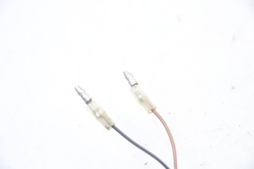 photo de KIERUNKOWSKAZ PRZEDNI LEWY QUADRO 4 4D 350 (2015 - 2018) - Zbliżenie techniczne