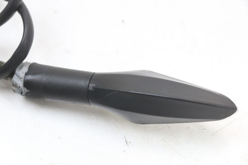 photo de LEWY PRZEDNI KIERUNKOWSKAZ E-MAX 80L 1 (2011 - 2014) - Inny kąt widzenia