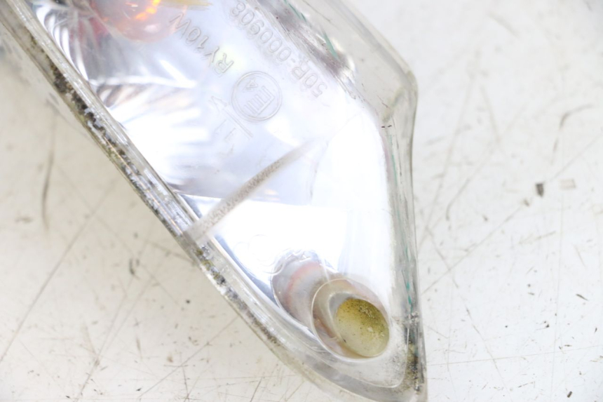 photo de LEWY PRZEDNI KIERUNKOWSKAZ KYMCO AGILITY 4T 50 (2018 - 2022) - Zoom stanu zużycia