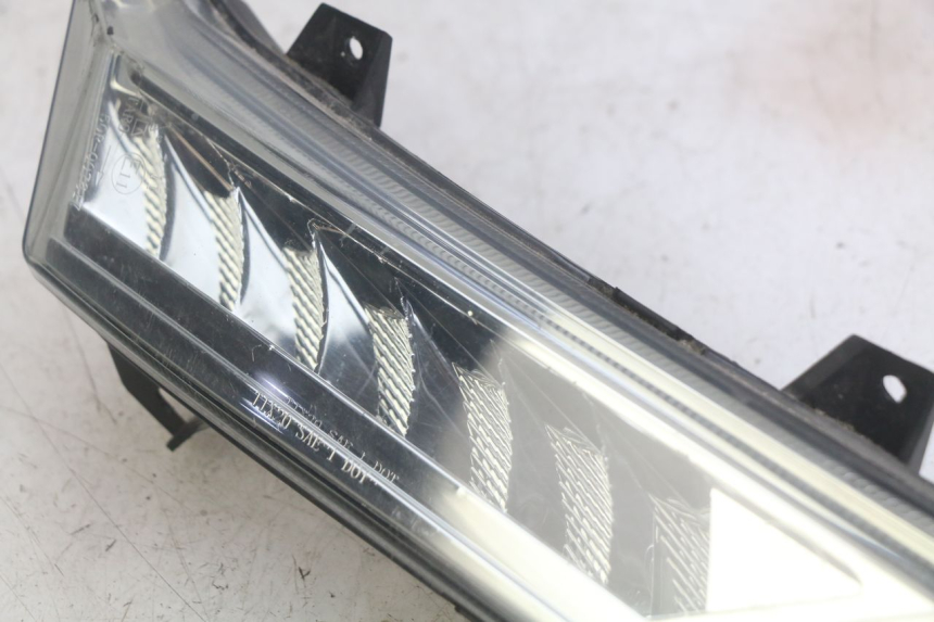 photo de LEWY PRZEDNI KIERUNKOWSKAZ NECO ALEXONE 125 (2017 - 2024) - Zoom stanu zużycia