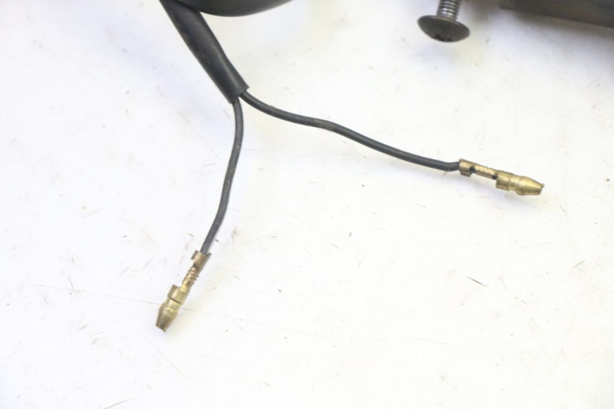 photo de LEWY PRZEDNI KIERUNKOWSKAZ HYOSUNG GV AQUILA 125 (2000 - 2009) - Zbliżenie techniczne