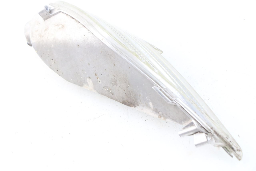 photo de KIERUNKOWSKAZ PRZEDNI LEWY APRILIA ATLANTIC 125 (2003 - 2009) - Szczegół części