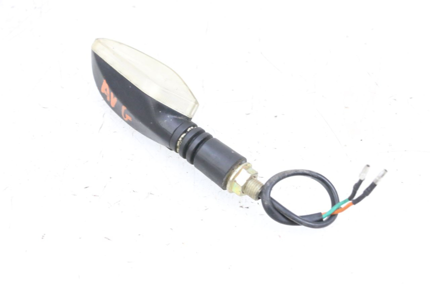 photo de KIERUNKOWSKAZ PRZEDNI LEWY MAG POWER BOMBERS 4T 50 (2016 - 2026) - Zoom stanu zużycia