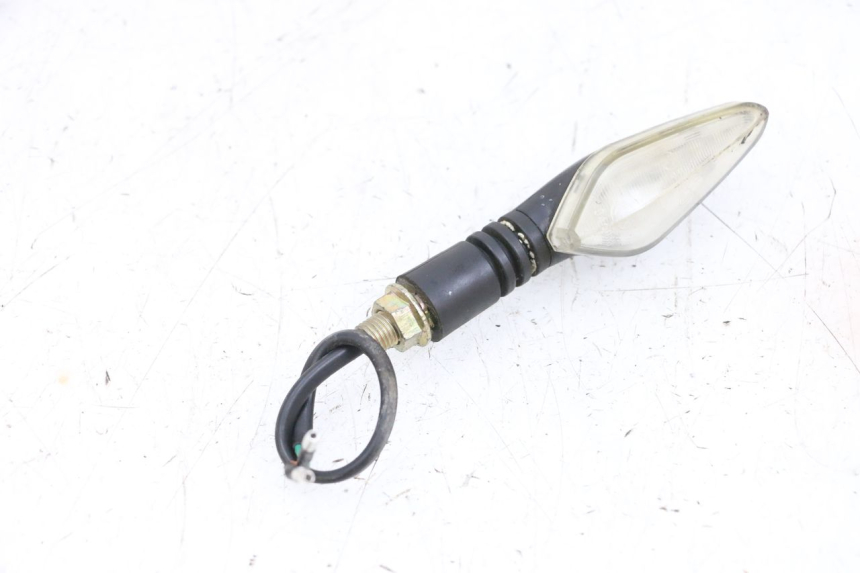 photo de KIERUNKOWSKAZ PRZEDNI LEWY MAG POWER BOMBERS 4T 50 (2016 - 2026) - Zbliżenie techniczne