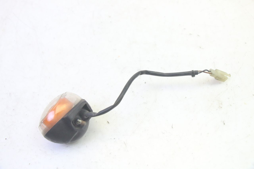 photo de KIERUNKOWSKAZ PRZEDNI LEWY MBK BOOSTER SPIRIT 50 (2004 - 2017) - Inny kąt widzenia