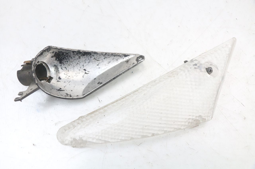 photo de LEWY PRZEDNI KIERUNKOWSKAZ PEUGEOT BUXY 50 (1993 - 1998) - Widok główny