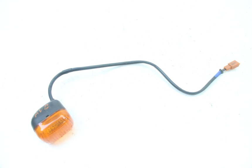 photo de KIERUNKOWSKAZ PRZEDNI LEWY YAMAHA BW'S BWS 125 (2010 - 2013) - Zbliżenie techniczne