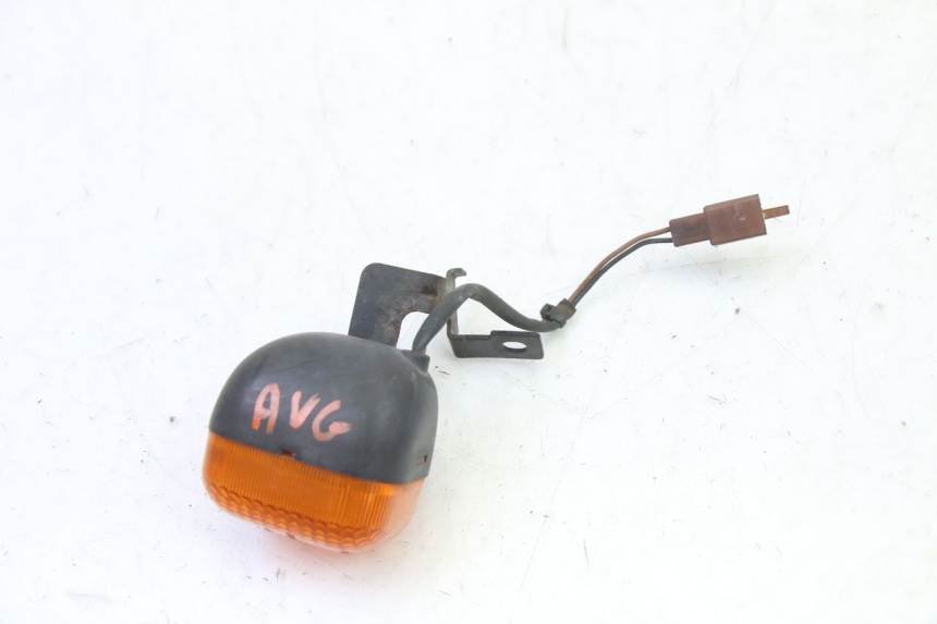 photo de KIERUNKOWSKAZ PRZEDNI LEWY YAMAHA BW'S 100 (1999 - 2002) - Zbliżenie techniczne