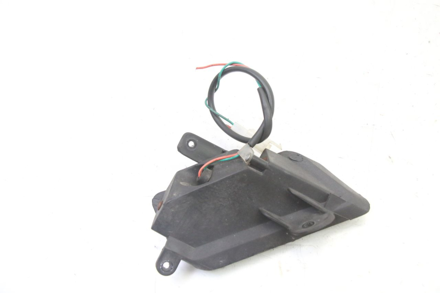 photo de LEWY PRZEDNI KIERUNKOWSKAZ ORCAL CAVARO 4T 50 (2019 - 2023) - Zbliżenie techniczne