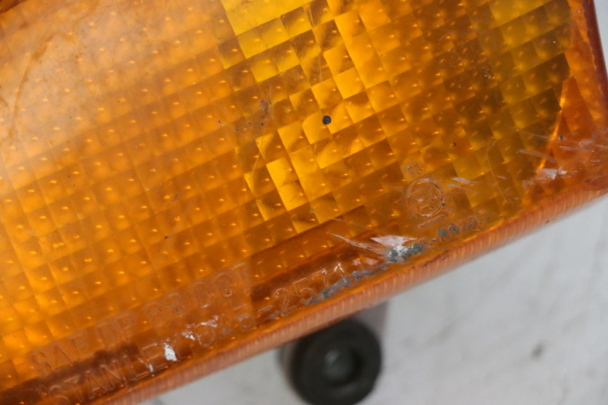 photo de KIERUNKOWSKAZ PRZEDNI LEWY HONDA CBR F SC25 1000 (1989 - 1992) - Zoom stanu zużycia