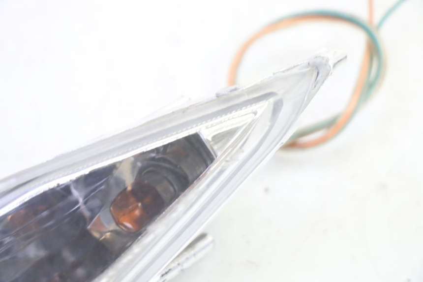 photo de KIERUNKOWSKAZ PRZEDNI LEWY SYM CROX 4T 50 (2016 - 2023) - Zoom stanu zużycia