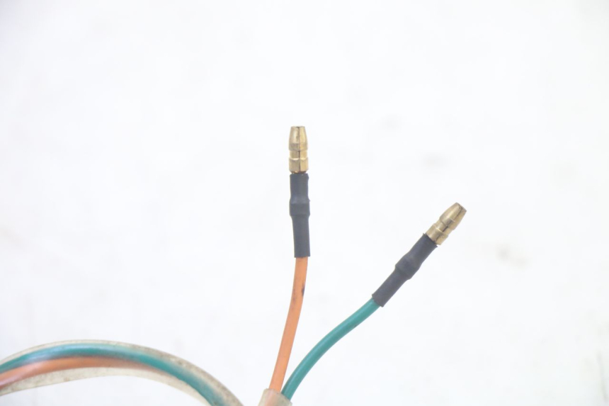 photo de KIERUNKOWSKAZ PRZEDNI LEWY SYM CROX 4T 50 (2016 - 2023) - Stan powierzchni