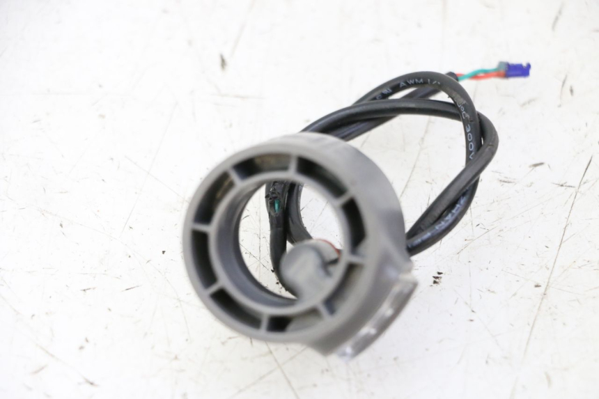 photo de KIERUNKOWSKAZ PRZEDNI LEWY SEGWAY NINEBOT F65I 1 - Inny kąt widzenia