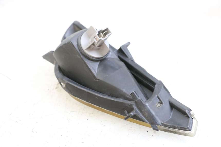 photo de KIERUNKOWSKAZ PRZEDNI LEWY HONDA FJS SILVER WING SILVERWING 400 (2005 - 2008) - Zbliżenie techniczne