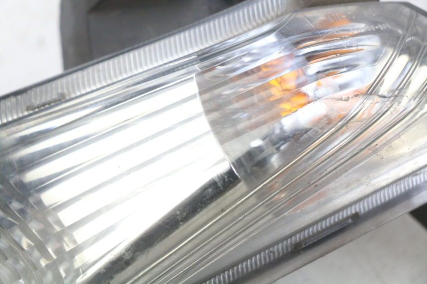 photo de KIERUNKOWSKAZ PRZEDNI LEWY HONDA FJS SILVERWING SILVER WING 400 (2009 - 2016) - Inny kąt widzenia