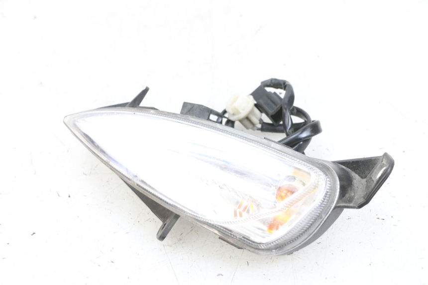 photo de KIERUNKOWSKAZ PRZEDNI LEWY MBK FLIPPER 115 (2013 - 2017) - Szczegóły charakterystyczne