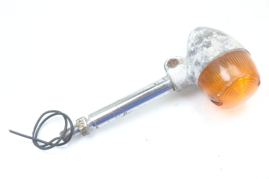 photo de LEWY PRZEDNI KIERUNKOWSKAZ SUZUKI GN 125 (1997 - 2000) - Widok główny