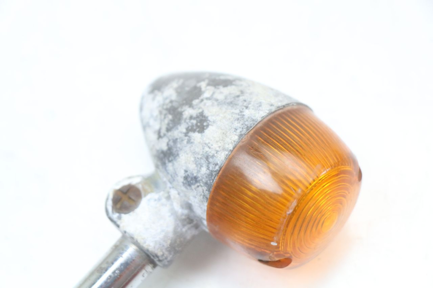 photo de LEWY PRZEDNI KIERUNKOWSKAZ SUZUKI GN 125 (1997 - 2000) - Szczegół części