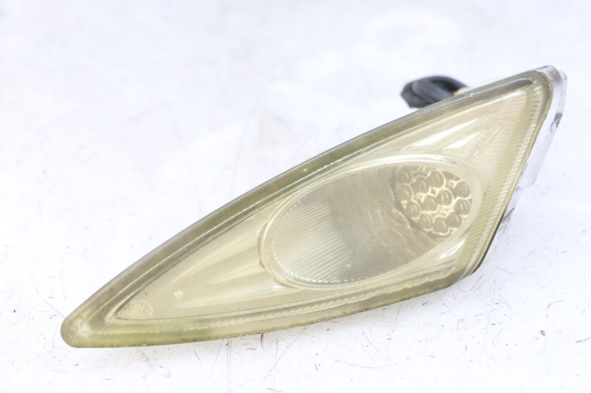 photo de KIERUNKOWSKAZ PRZEDNI LEWY GOES WIKI 125 (2010 - 2015) - Widok główny