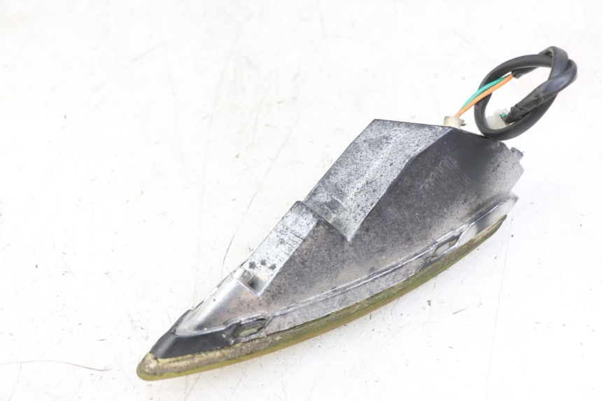 photo de KIERUNKOWSKAZ PRZEDNI LEWY GOES WIKI 125 (2010 - 2015) - Zbliżenie techniczne