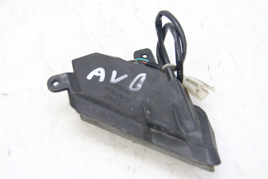 photo de LEWY PRZEDNI KIERUNKOWSKAZ NECO GPX 4T 50 (2018 - 2022) - Zoom stanu zużycia