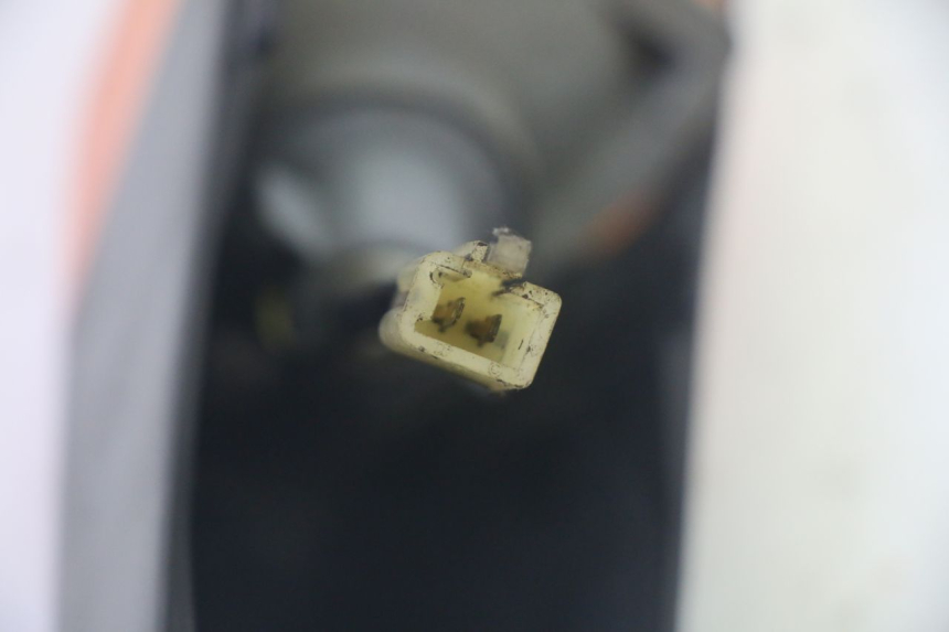 photo de KIERUNKOWSKAZ PRZEDNI LEWY KAWASAKI GPZ RX 1000 (1986 - 1988) - Stan powierzchni