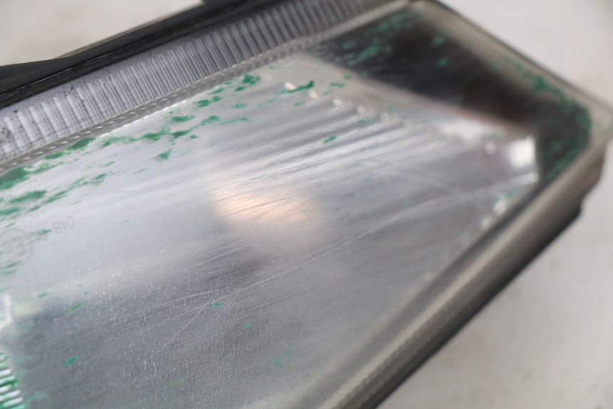 photo de LEWY PRZEDNI KIERUNKOWSKAZ SYM GTS EFI 125 (2012 - 2016) - Punkty mocowania