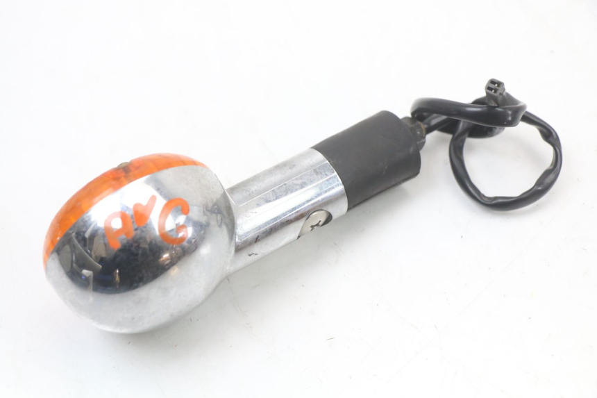 photo de LEWY PRZEDNI KIERUNKOWSKAZ SUZUKI GZ MARAUDER 125 (1998 - 2004) - Inny kąt widzenia