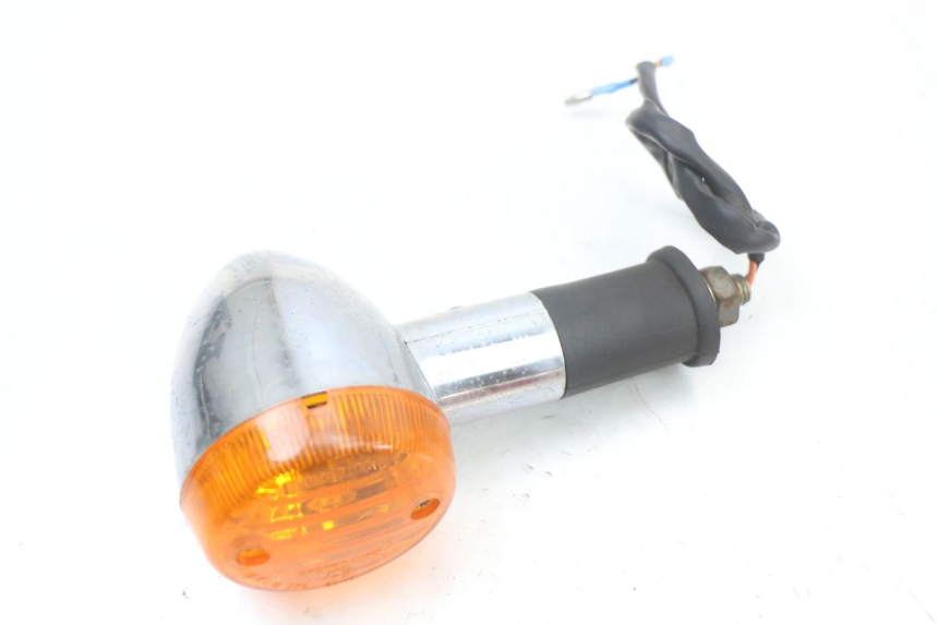 photo de KIERUNKOWSKAZ PRZEDNI LEWY JINLUN JL HIGHLANDER 125 (2007 - 2015) - Inny kąt widzenia