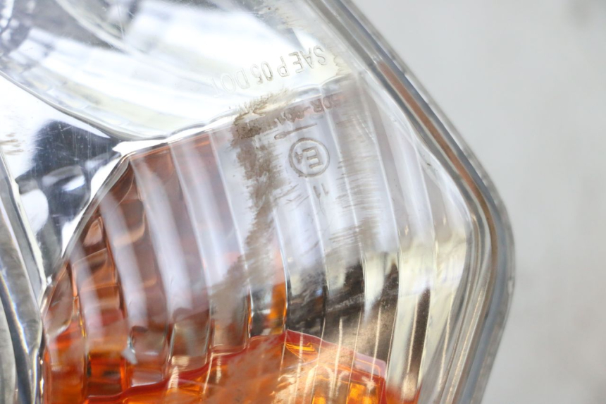 photo de LEWY PRZEDNI KIERUNKOWSKAZ KYMCO LIKE 125 (2009 - 2016) - Stan powierzchni