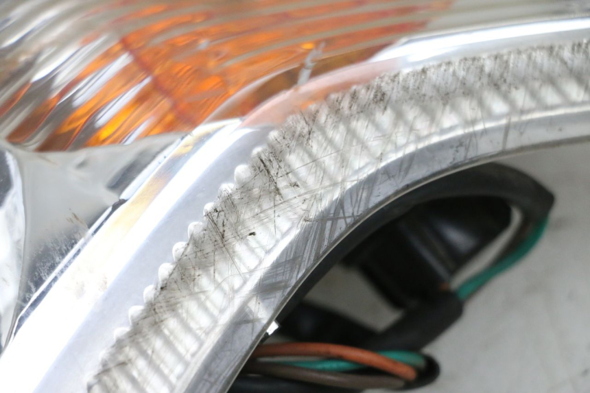 photo de LEWY PRZEDNI KIERUNKOWSKAZ KYMCO LIKE 125 (2009 - 2016) - Oznaczenia i referencje