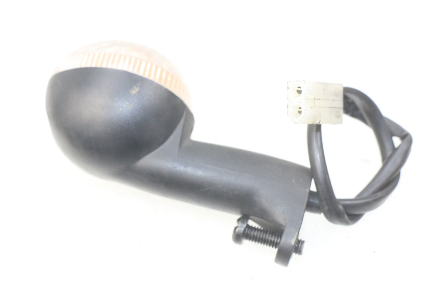 photo de KIERUNKOWSKAZ PRZEDNI LEWY PEUGEOT LUDIX 50 (2008 - 2017) - Zoom stanu zużycia