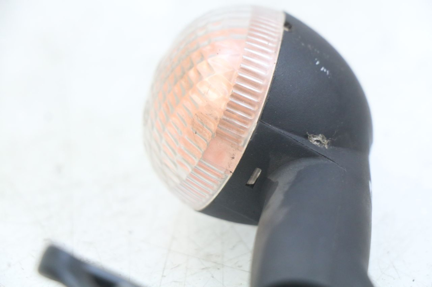 photo de KIERUNKOWSKAZ PRZEDNI LEWY PEUGEOT LUDIX 50 (2005 - 2007) - Szczegół części