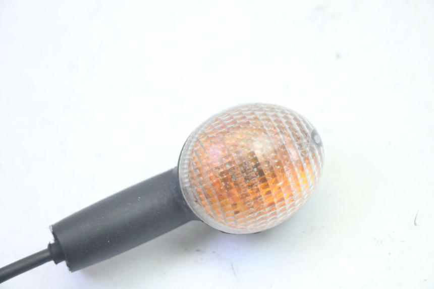 photo de KIERUNKOWSKAZ PRZEDNI LEWY PEUGEOT LUDIX 50 (2005 - 2007) - Zoom stanu zużycia