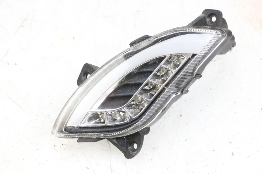 photo de KIERUNKOWSKAZ PRZEDNI LEWY JM MOTORS OLDIES GT 4T 50 (2018 - 2025) - Widok główny