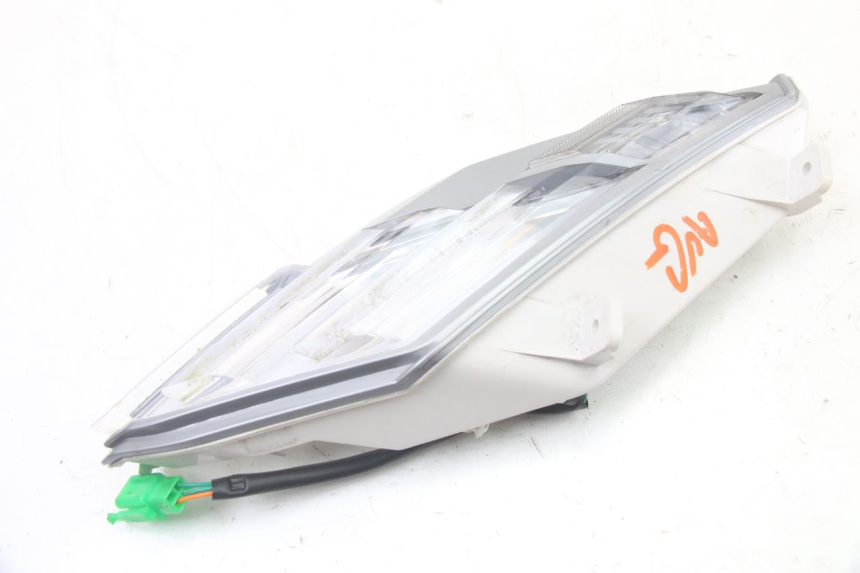 photo de LEWY PRZEDNI KIERUNKOWSKAZ PEUGEOT TWEET 4T 50 (2023 - 2025) - Inny kąt widzenia